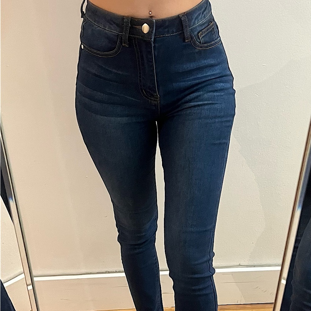 Cute fashion nova jeans 👖